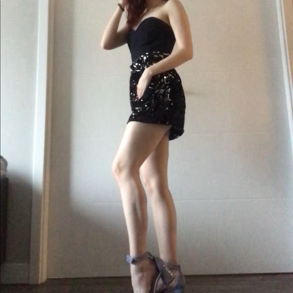 Sequin & Velvet Black Zara Mini Skirt - Picture 4 of 7